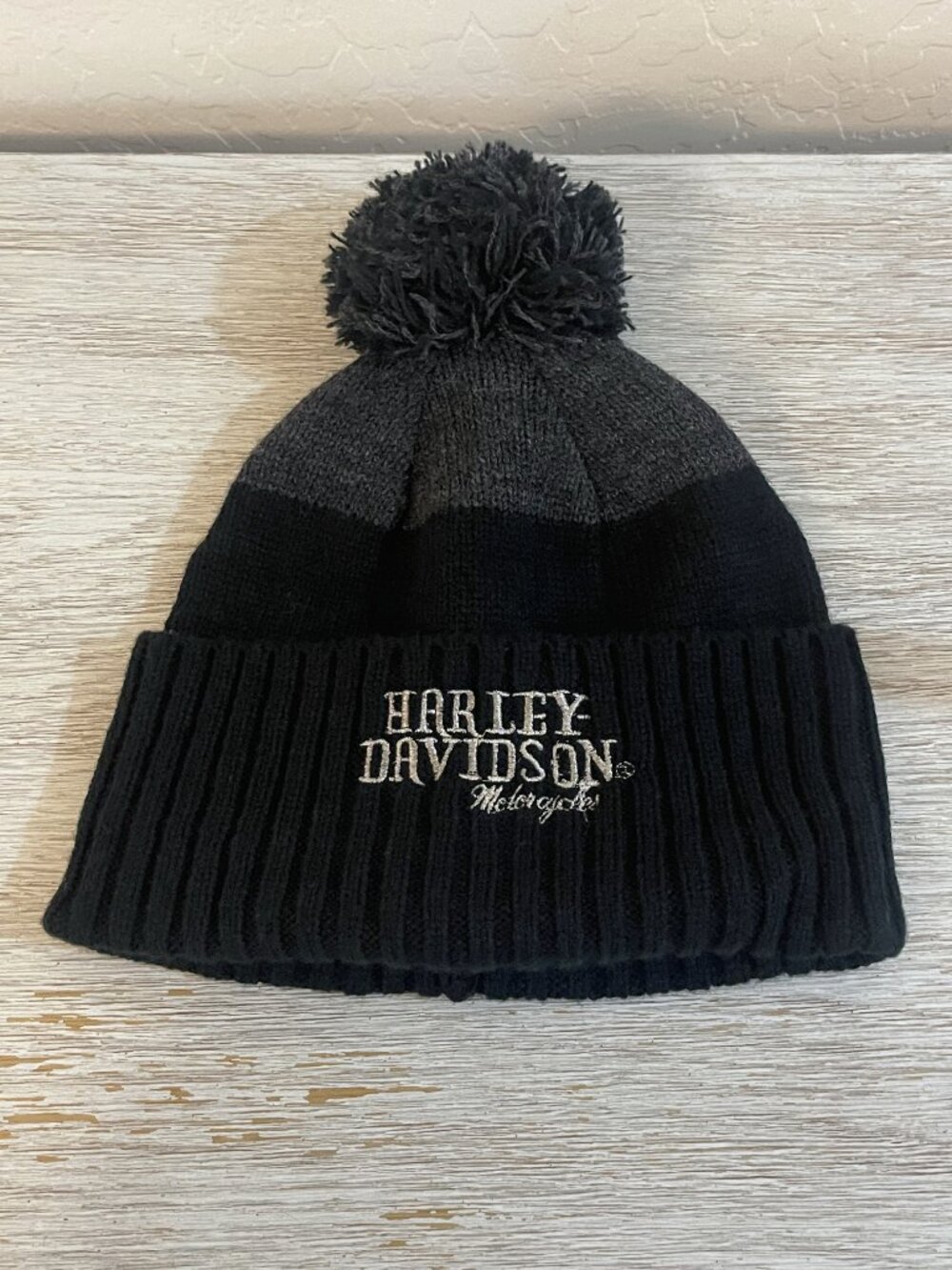 Harley Davidson Motorcycles Hat Cap with Pom Knit Blach Unisex